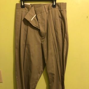 Pleated khaki pants